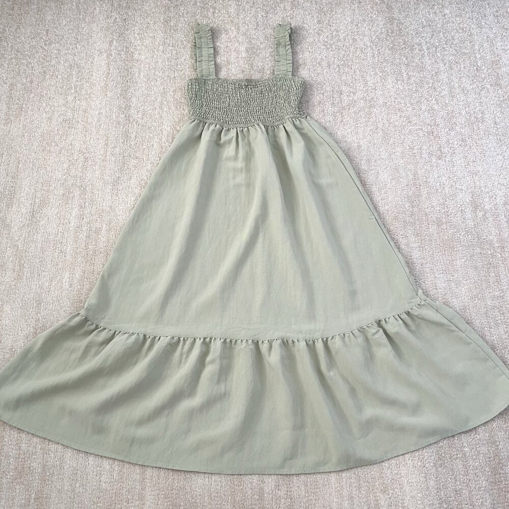 Moon River Smocked Green Midi Dress S